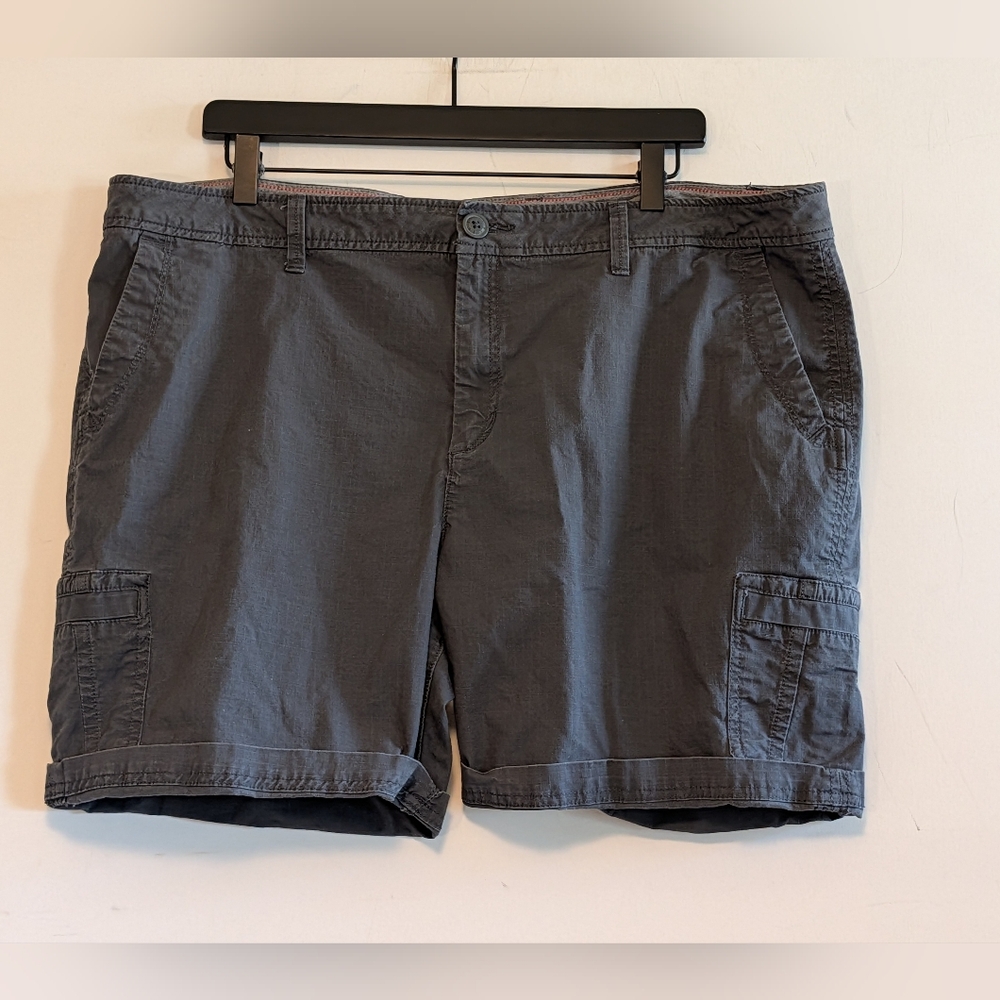 Eddie Bauer Women’s Gray Cargo Shorts Sz 20 Cotton Stretch Utility Casual Basics